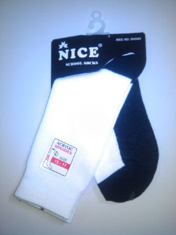 Konveksi Kaos Kaki Hitam Putih di Tangerang