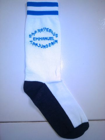 Pabrik Kaos Kaki Sekolah di Depok