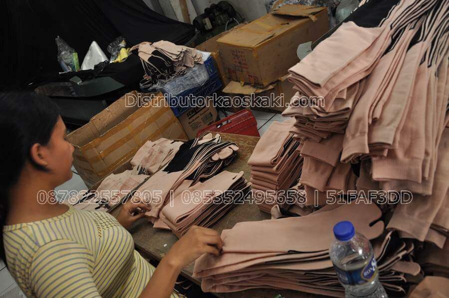 Pabrik Kaos Kaki Muslimah di Balikpapan